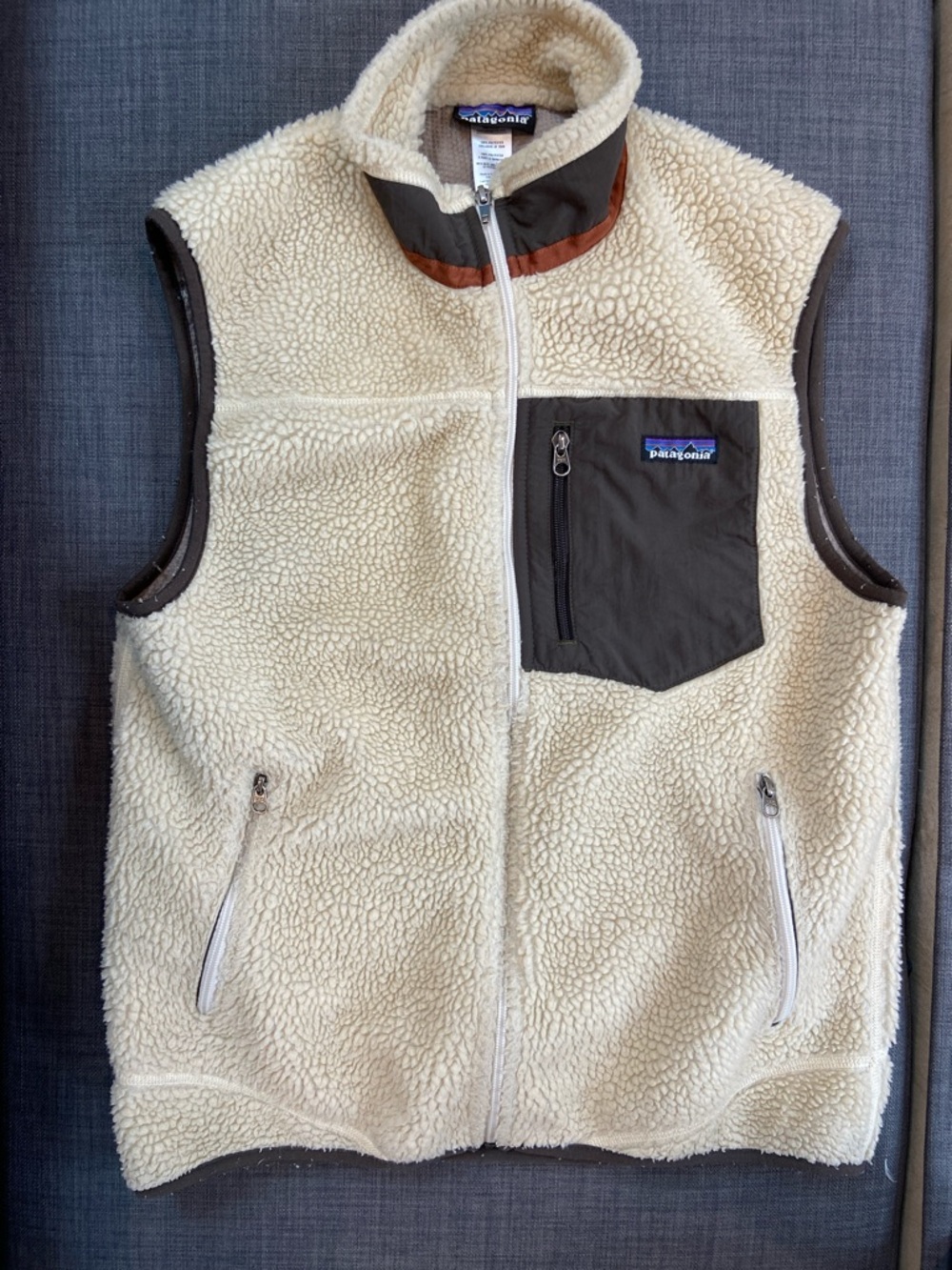 Patagonia Retro X Vest Men’s Medium Cream color with brown trim